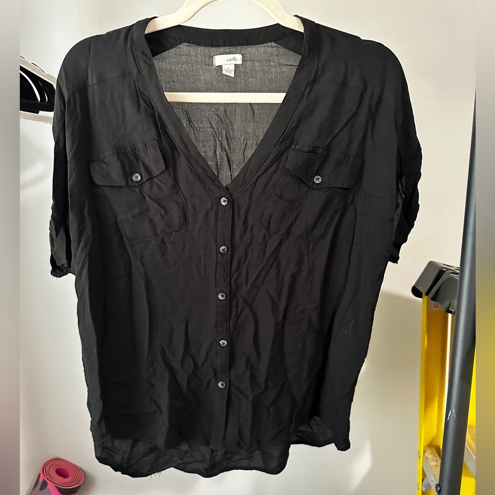 Odille Black Button-Front V-Neck Blouse